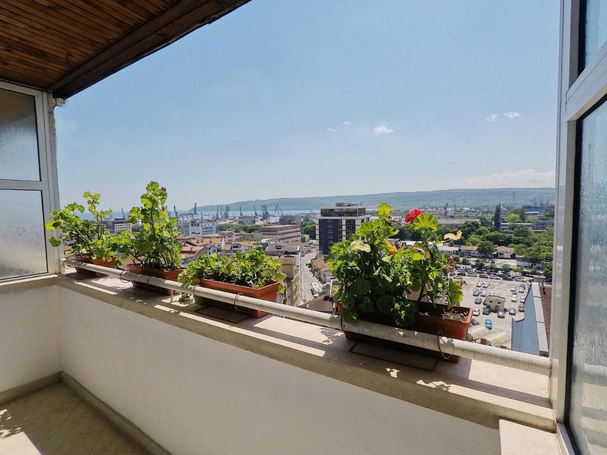 Spacious And Bright Maisonette Varna Center Luaran gambar