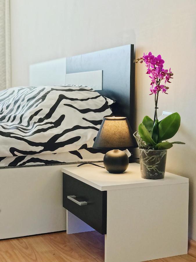 Spacious And Bright Maisonette Varna Center Luaran gambar