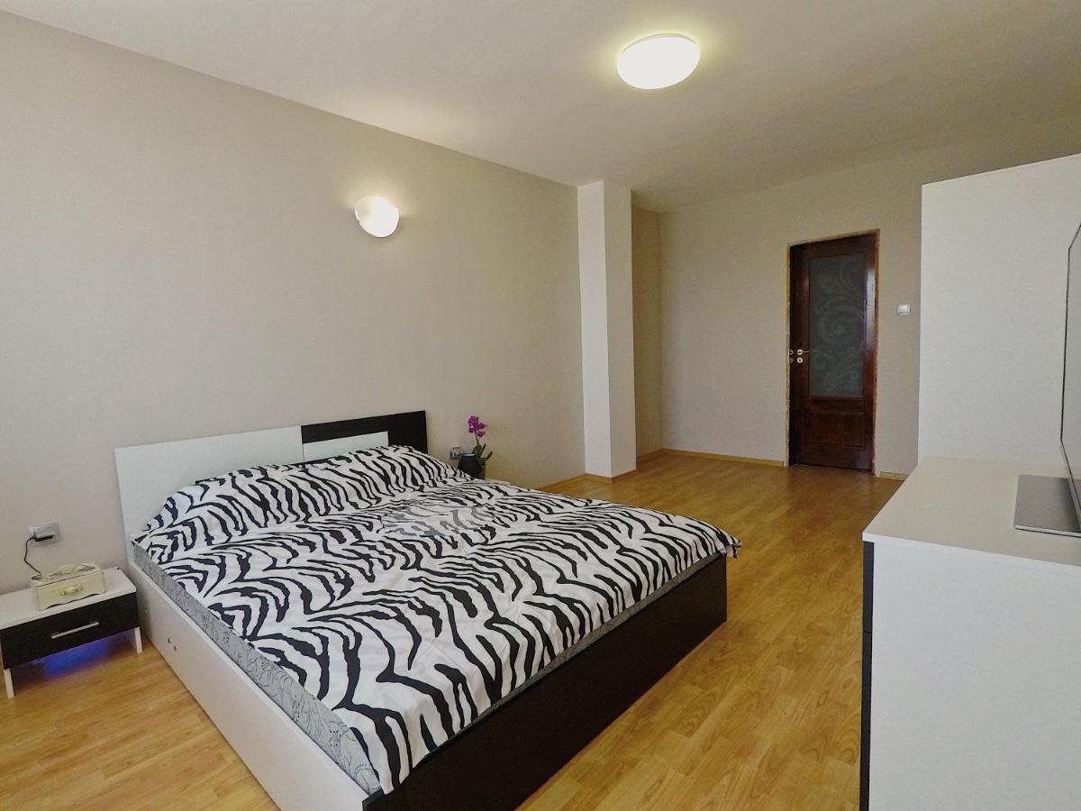 Spacious And Bright Maisonette Varna Center Luaran gambar