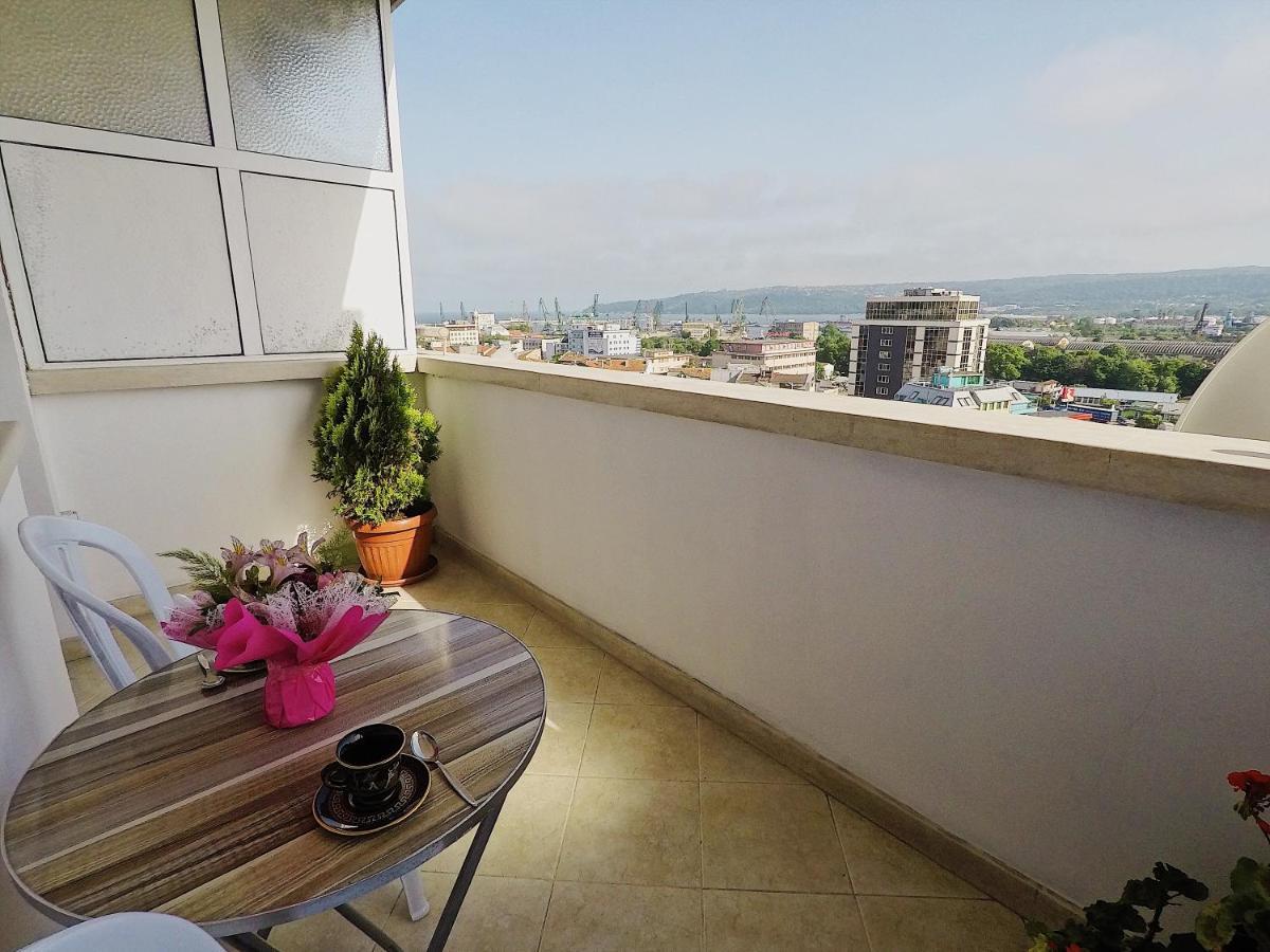 Spacious And Bright Maisonette Varna Center Luaran gambar